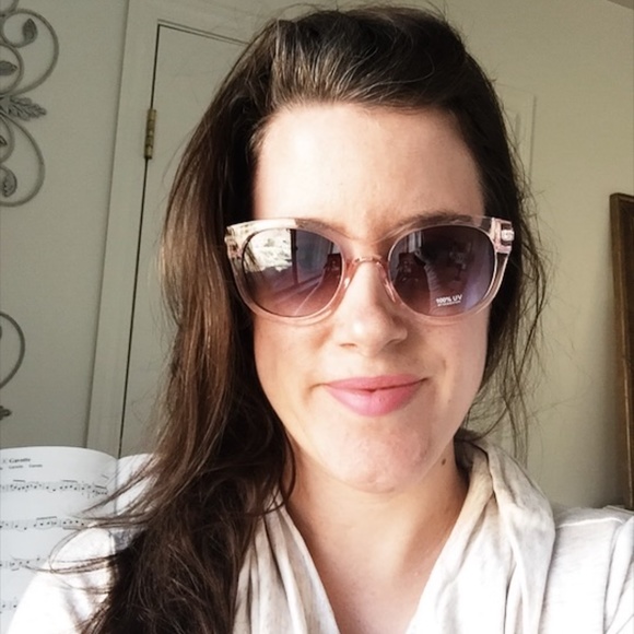 Charming Charlie NWT Pink Cat Eye Sunglasses - Picture 3 of 3